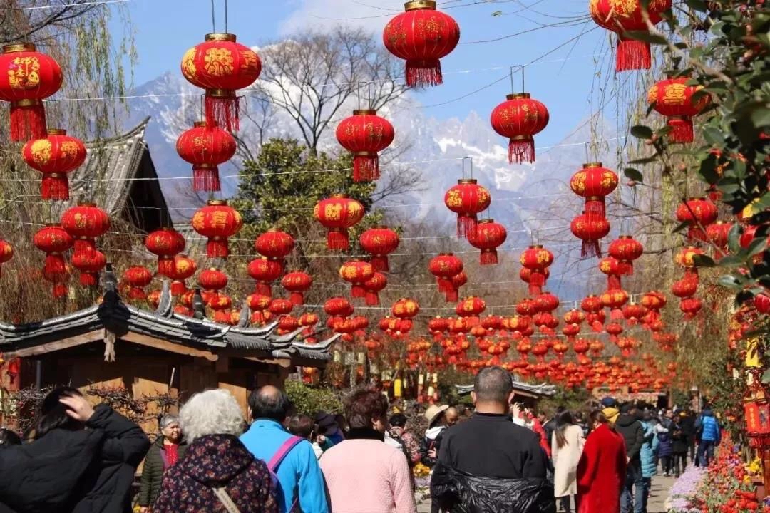 丽江春节旅游免费景点,丽江旅游一日接待游客多少