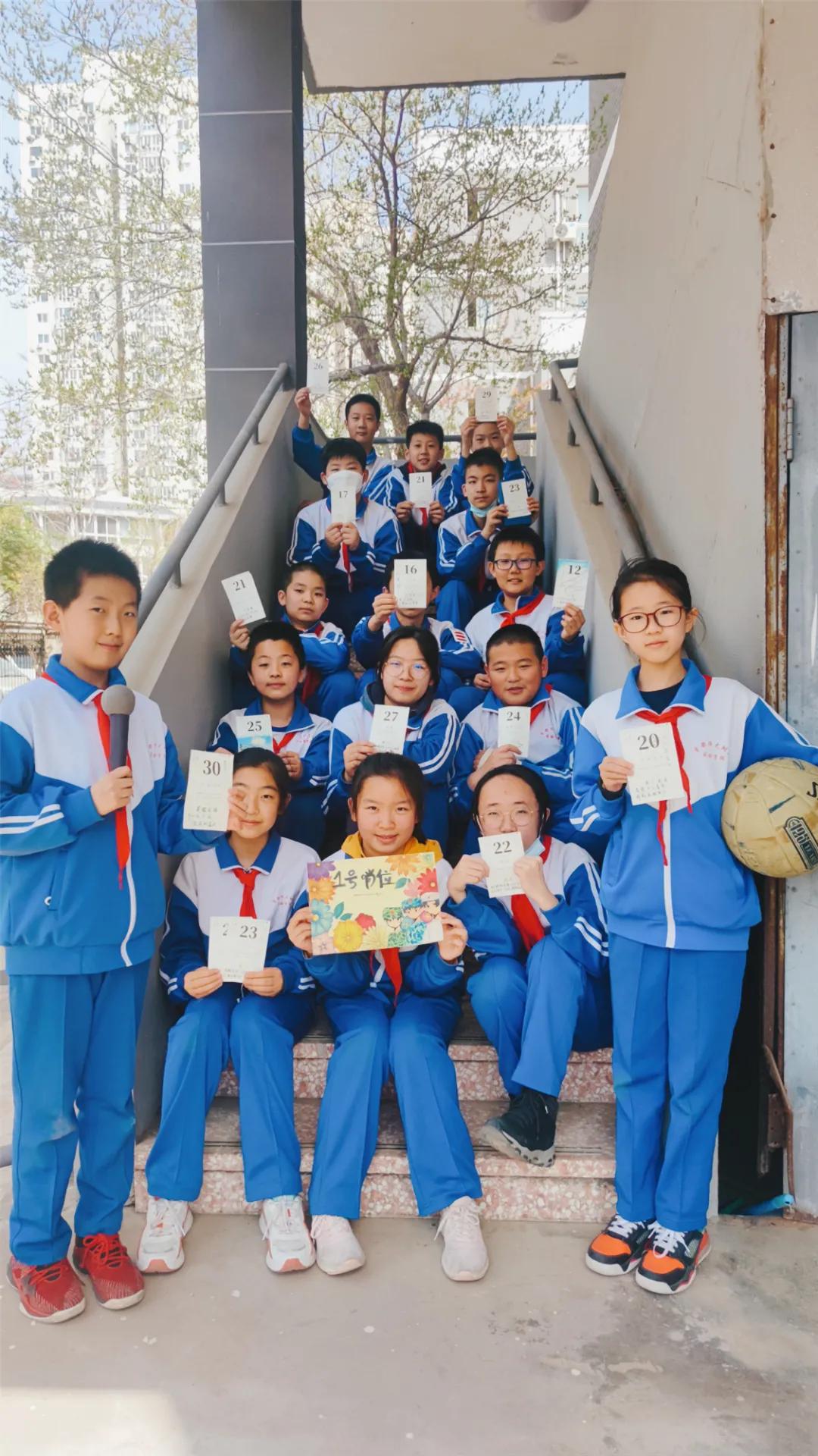 班主任原来是退役的特种兵,班主任是退伍特种兵完整版解说