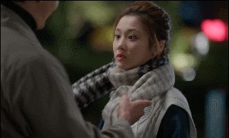 姐妹互扯头花啥意思 (男团互扯头花)