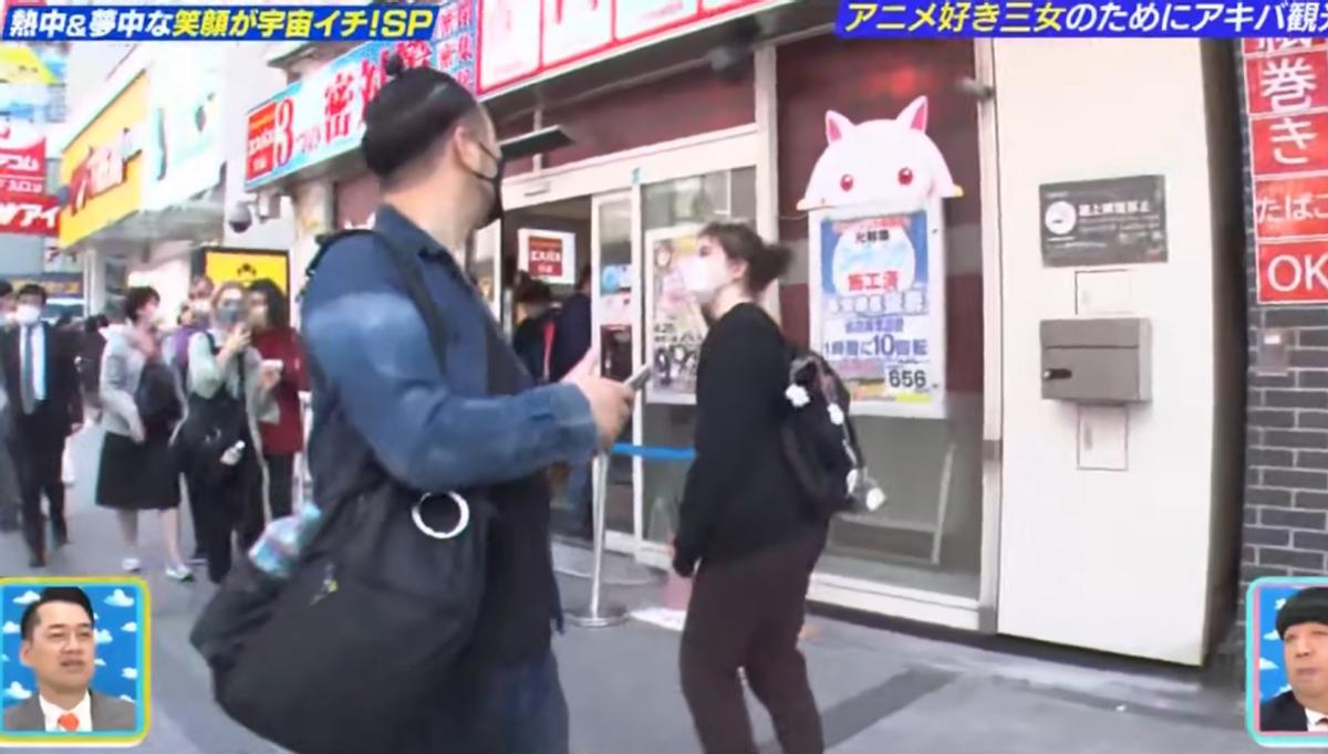 欧洲难民拿到原神周边喜极而泣,日本观众尬住,角色魅力这么大?