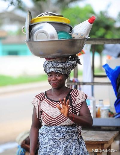 非洲物价高，但牛肉却超级便宜十多元一斤，可当地人还是吃不起