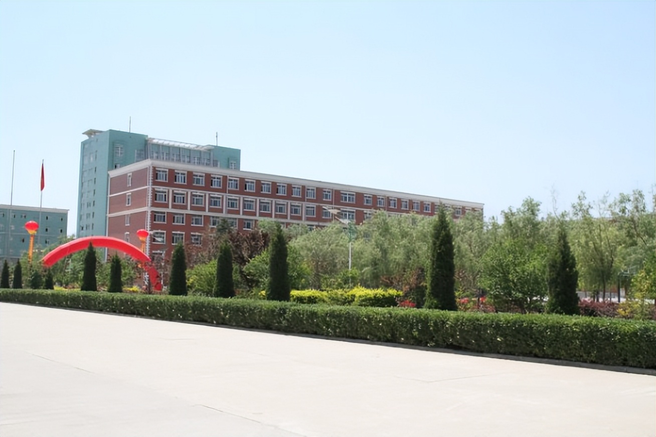 这所民办外国语院校像极了省属重点高校,误以为能比肩名牌大学