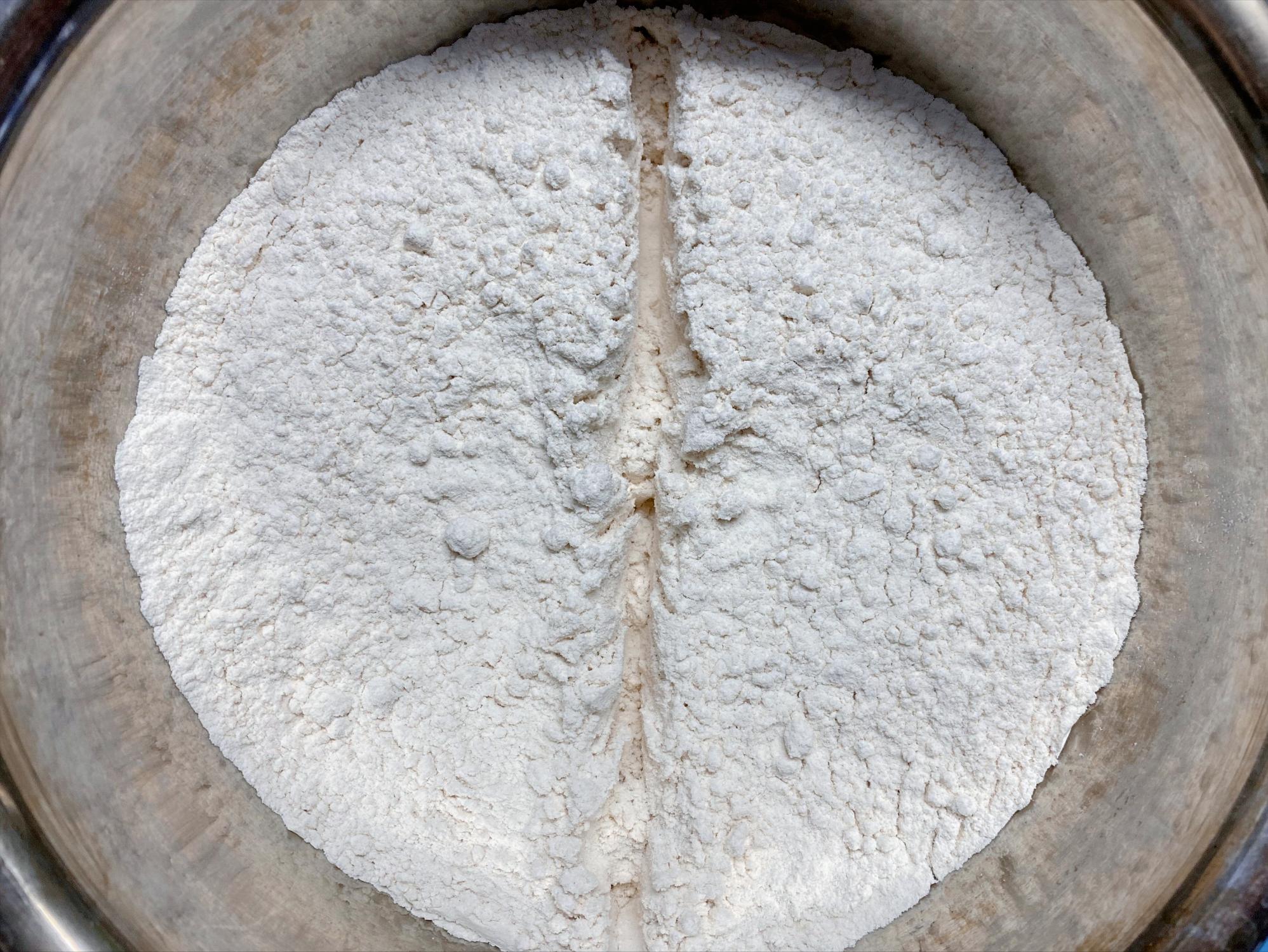 韭菜馅饼用死面还是烫面,韭菜鸡蛋虾仁馅饼烫面