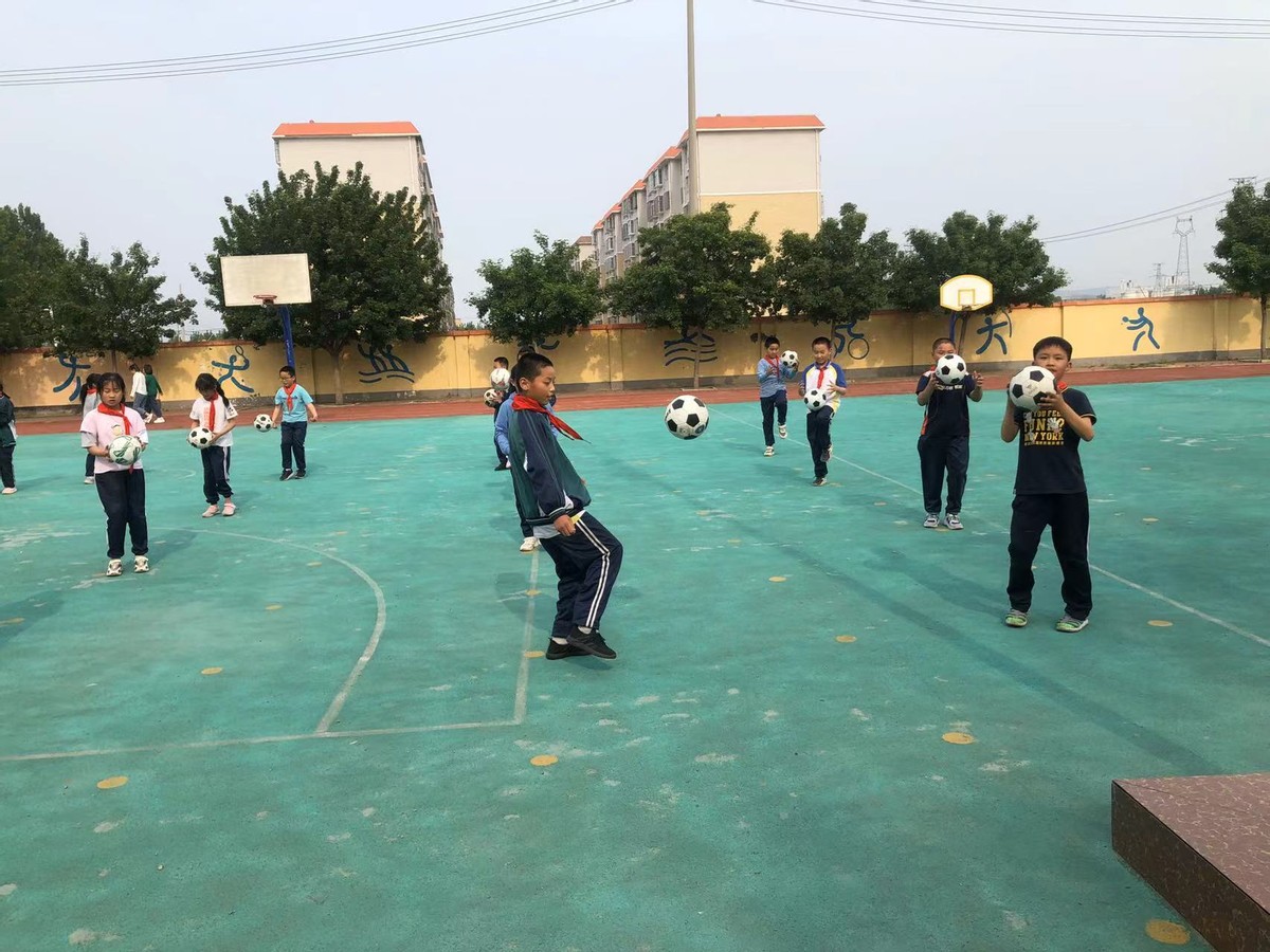 小学生足球颠球比赛规程,南京中小学生足球颠球比赛