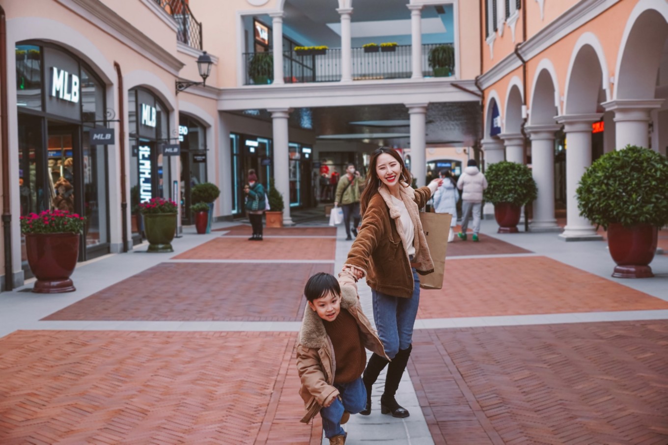 上海佛罗伦萨小镇儿童攻略,上海佛罗伦萨小镇最全购物攻略