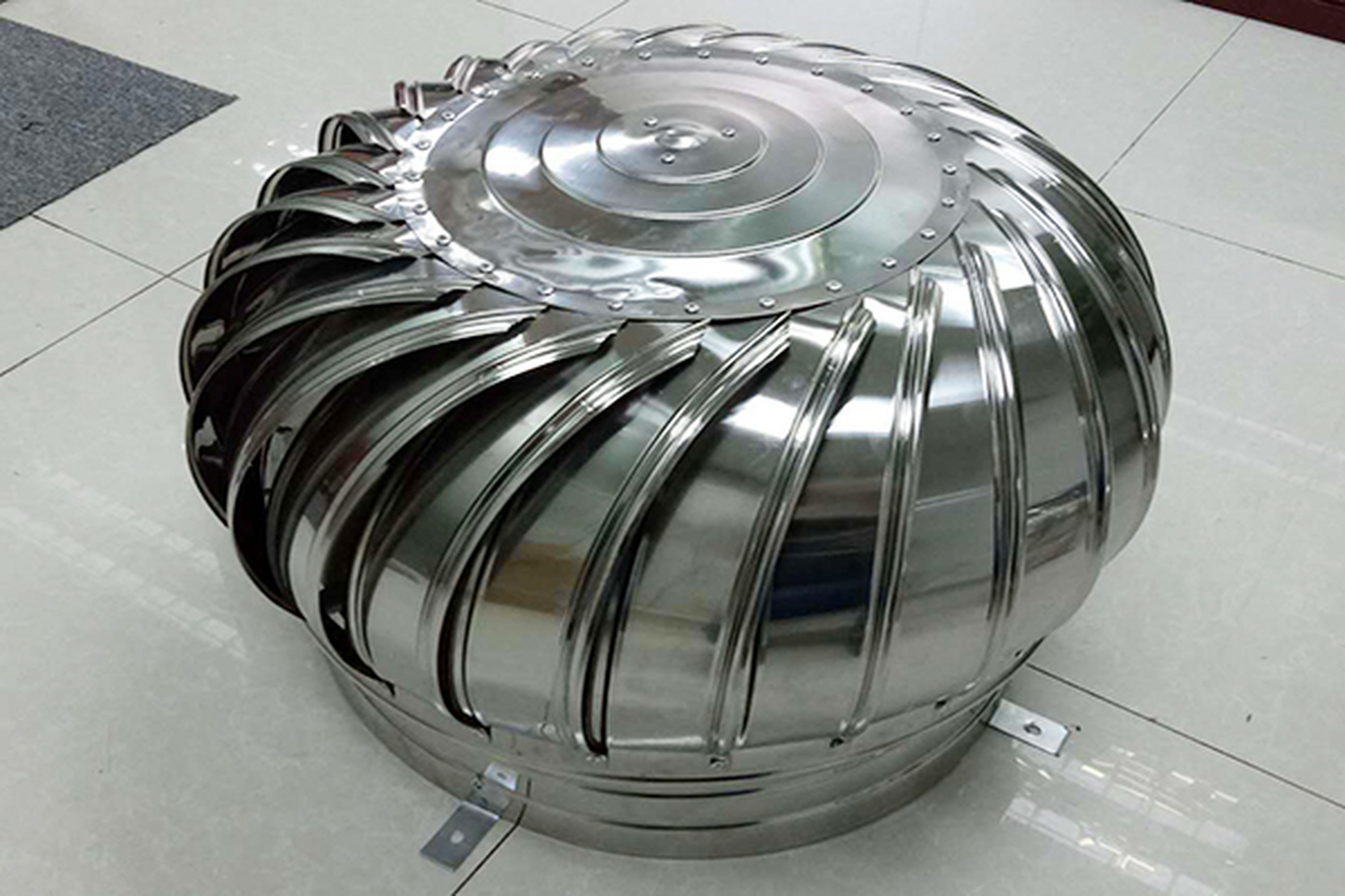 小区楼顶都在装的“圆球”，好处太多了！忍不住给自家老家也装个