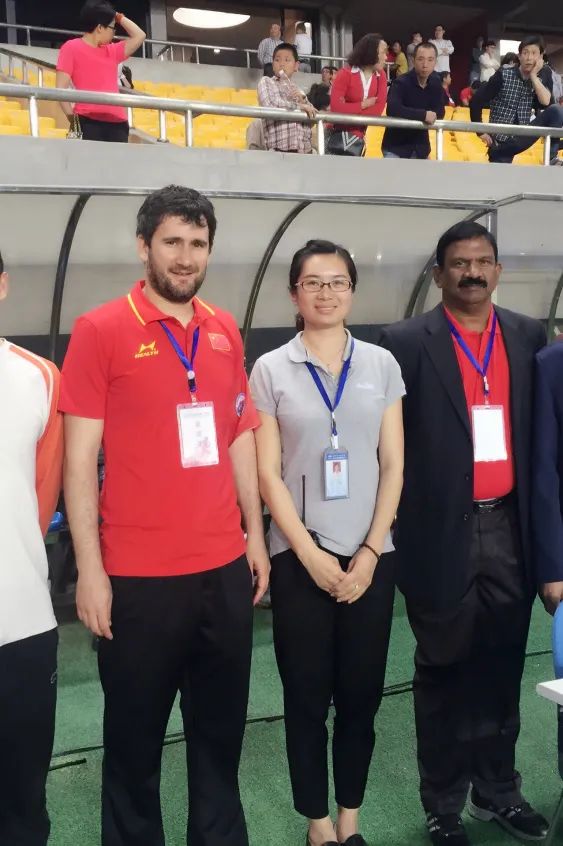 星光不负追梦人下一句,星光不负追梦人全文