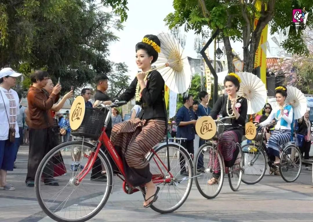 介绍清迈的泼水节,清迈泼水节完整版