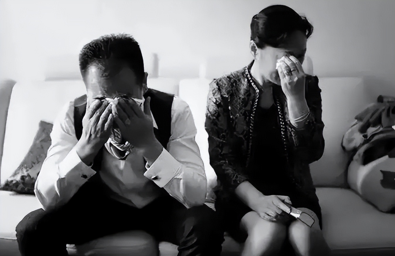 成都小伙买玩具枪被判无期,十八岁男孩买玩具被判无期