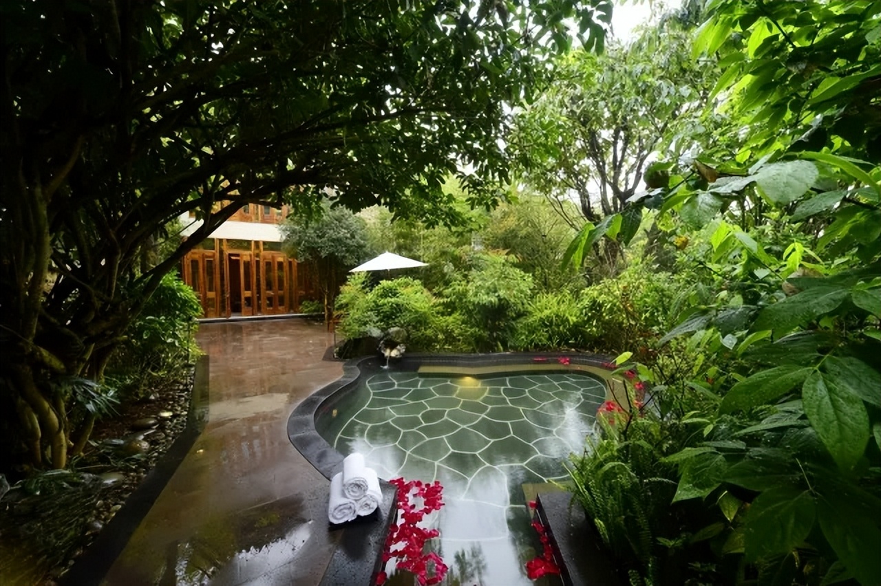 柏联温泉地址,北碚柏联温泉和融创温泉