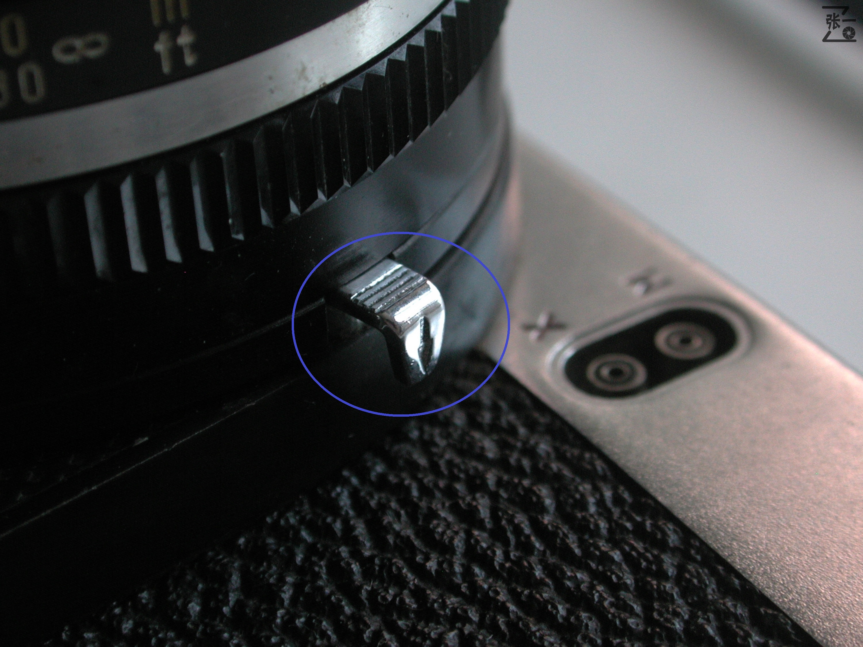 倒片旋钮在机身侧面的日本Fujica35Auto-M旁轴相机!1962年问世