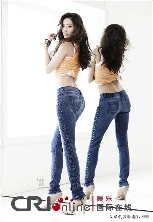 lisa和韩彩英谁是真人芭比 (韩彩英吊带)