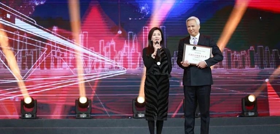 起底张庭“微商帝国”：发展下线砸钱囤货，盈利机制复杂！曾是上海青浦区纳税第一大户，闺蜜陶虹及时抽身