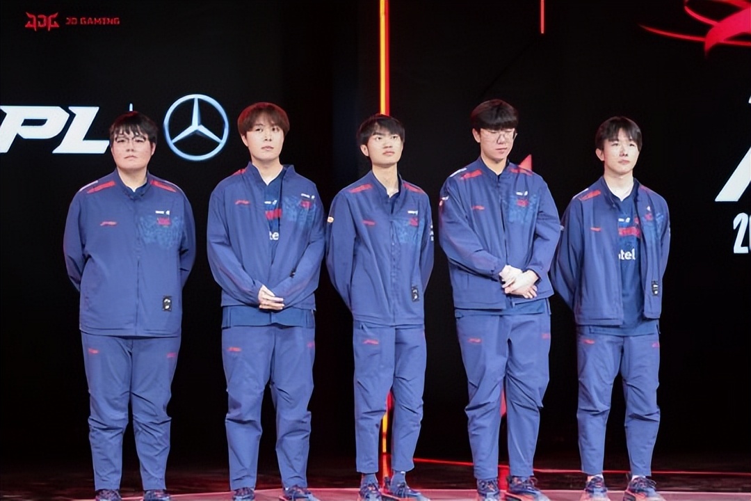 LPL还有高手！IG终结JDG十一连胜，最佳阵容、MVP荣誉全让了？