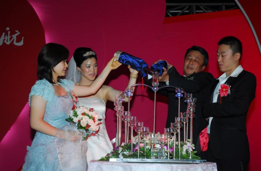 世界冠军王楠患癌后丈夫不离不弃,王楠嫁富豪