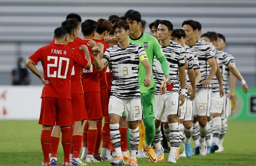 4-1到3-0!亚洲第3开挂,连造3大*案惨**,再赢=豪取6冠王,央视直播