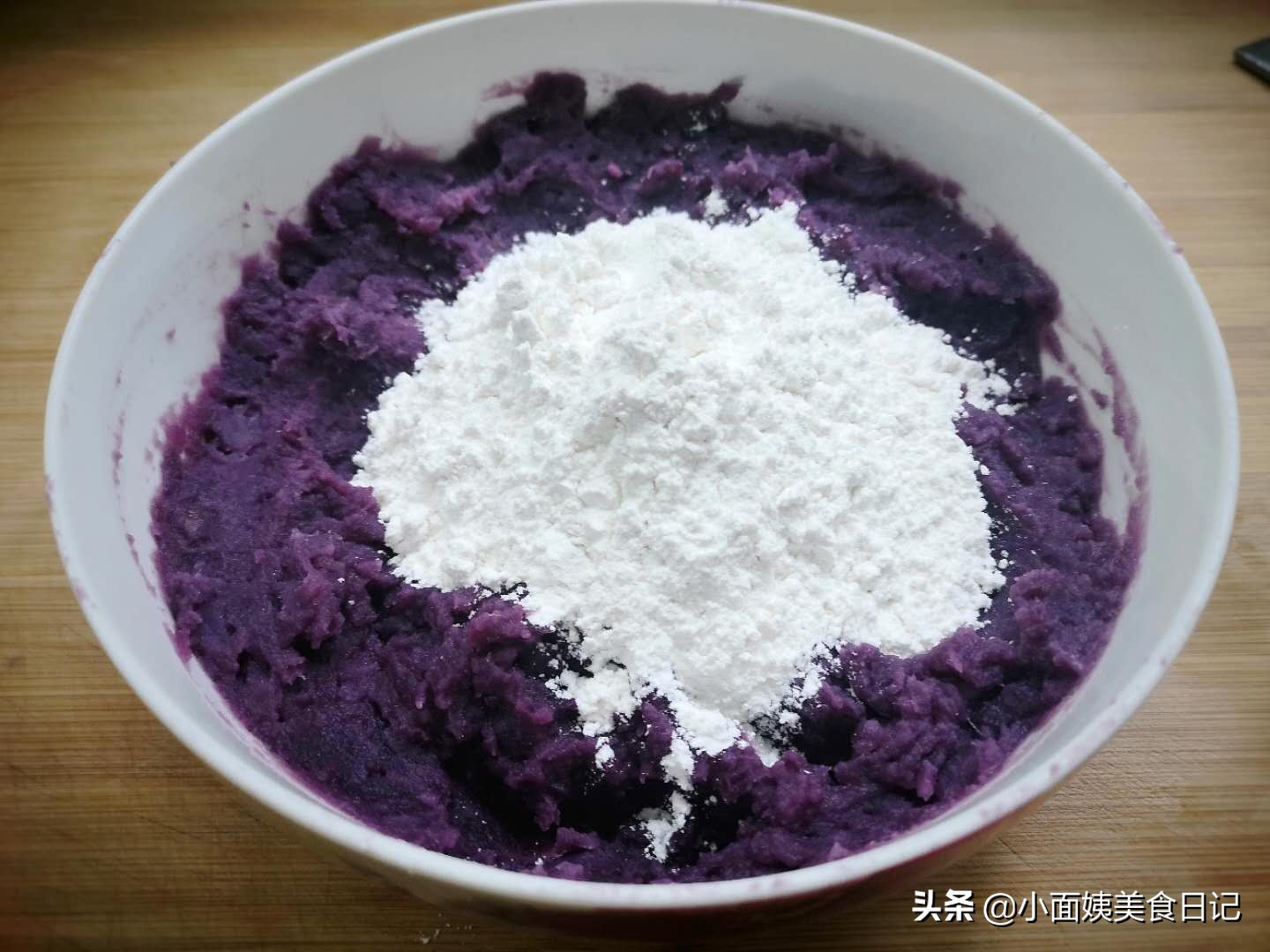 女人到了40岁建议多吃这几样,女性过了40岁推荐常吃3种食物