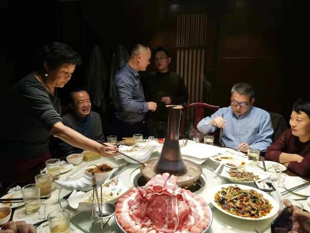 领导让我给出裁员名单我该怎么办,领导说自己在裁员名单上