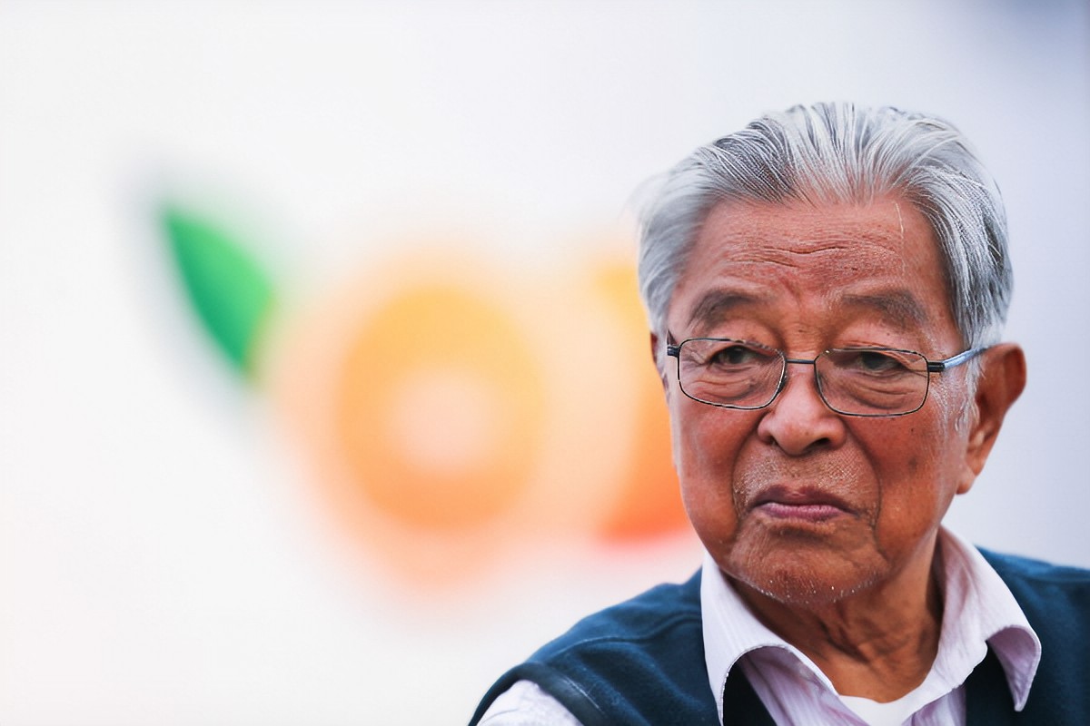 烟草大王褚时健为何入狱,50岁入狱73岁创业女版褚时健