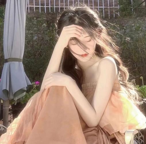 送女朋友什么惊喜礼物能让她感动,送女生暖心实用礼物推荐