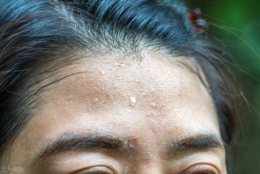 一吃辣就满头冒汗中医分析,从中医角度分析动不动就流汗