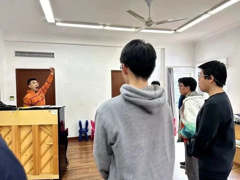 周末的快乐回来啦！徐汇区青少年活动中心线下开学，沉浸式体验