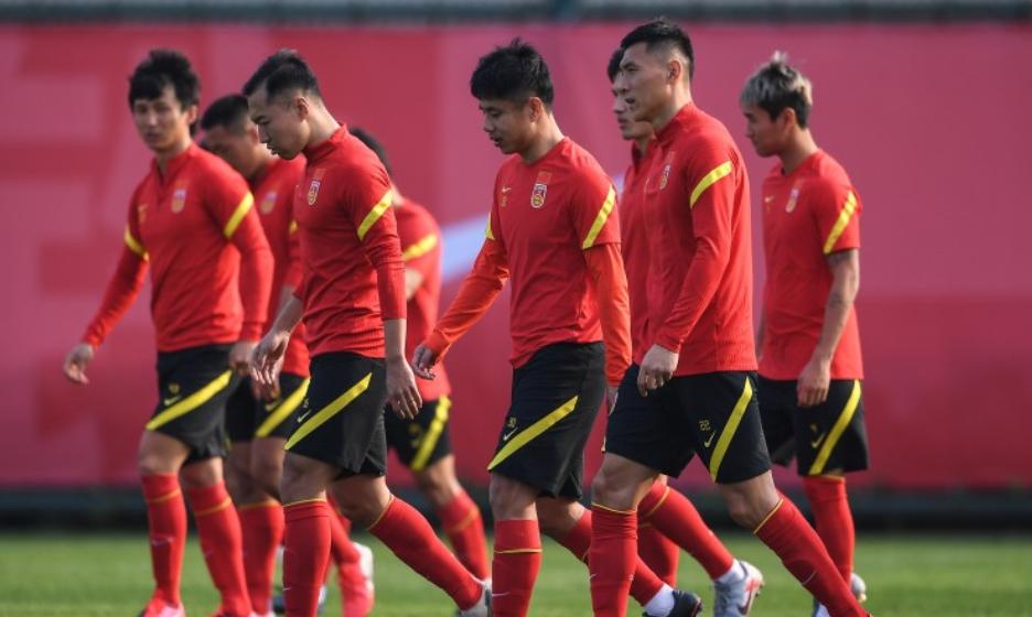 男足3:1,中国男足3:2逆转