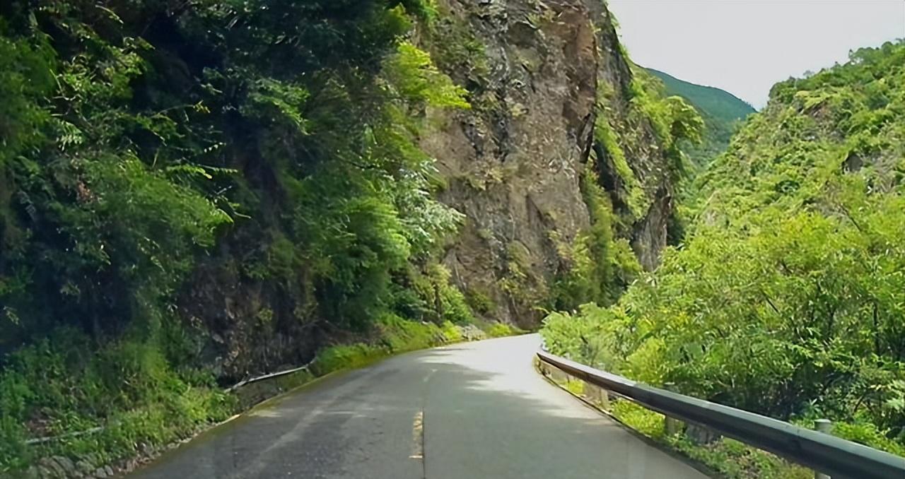 西昌至泸沽湖自驾最佳路线,西昌自驾到泸沽湖三天两夜攻略