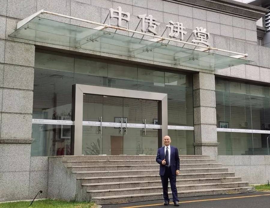 户外广告最直白的销售技巧,广告销售技巧和话术大全