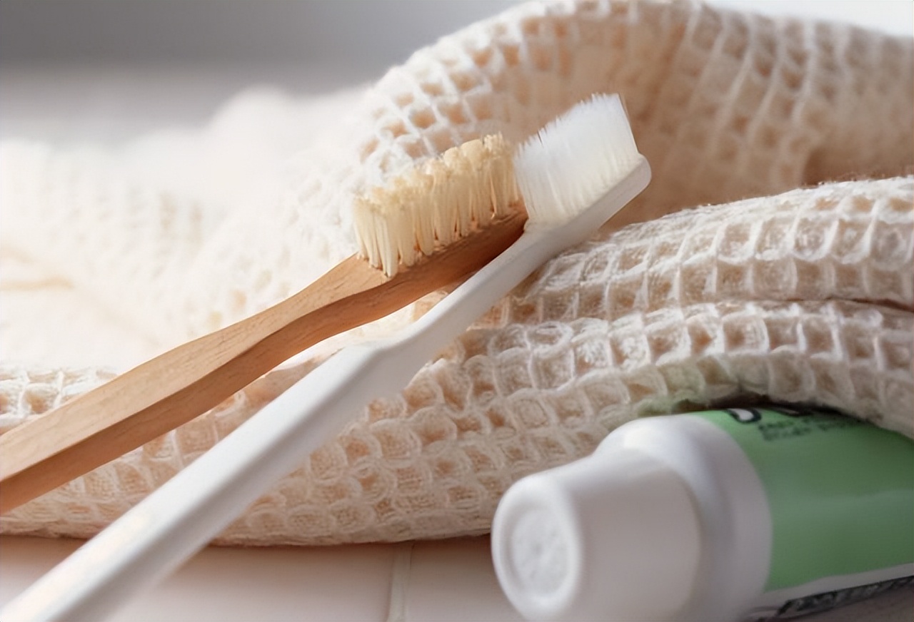 别再用了！牙膏上有这成分用了可致癌！大人小孩都一样