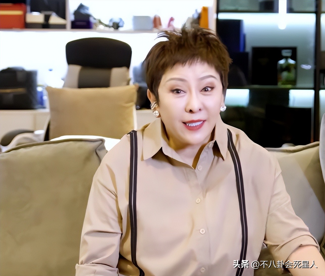 向太张柏芝直播,向太直播间说张柏芝