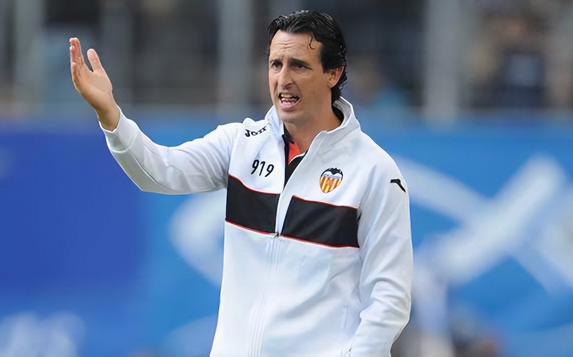 埃梅里新援曼城,埃梅里重返英超