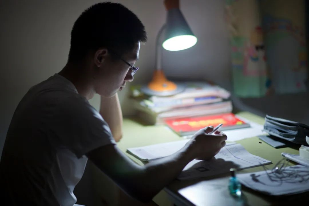 迟迟不给合格证咋办,合格证不发怎么办