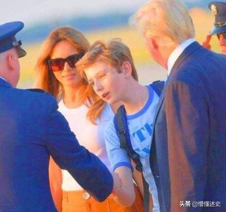 特朗普最小的儿子和最大的孙子,特朗普的小儿子今年几岁