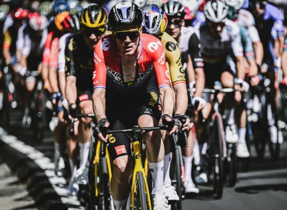 环法自行车赛亚当耶茨,亚当耶茨环法s14采访