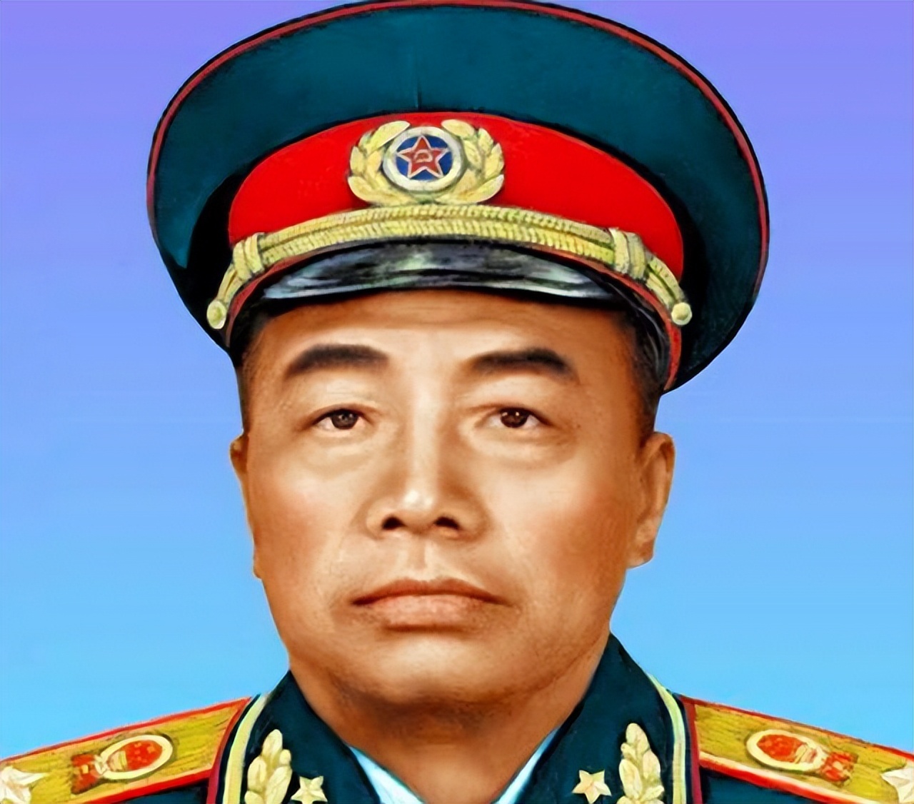 他们究竟是谁？十大元帅中，只有三位才是主席口中的“老总”