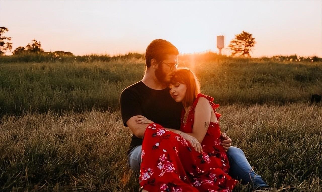 两性关系:当你需要他的时候,他不在你身边-你该怎么办?