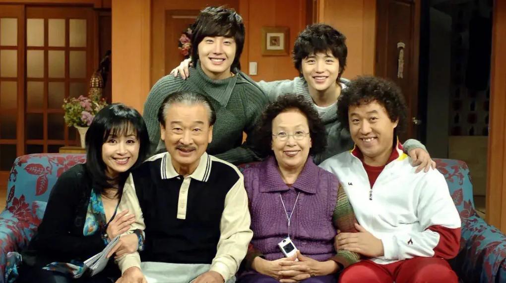 这五部喜剧每一部都能让你笑喷饭,这些国产优秀情景喜剧你看过几部