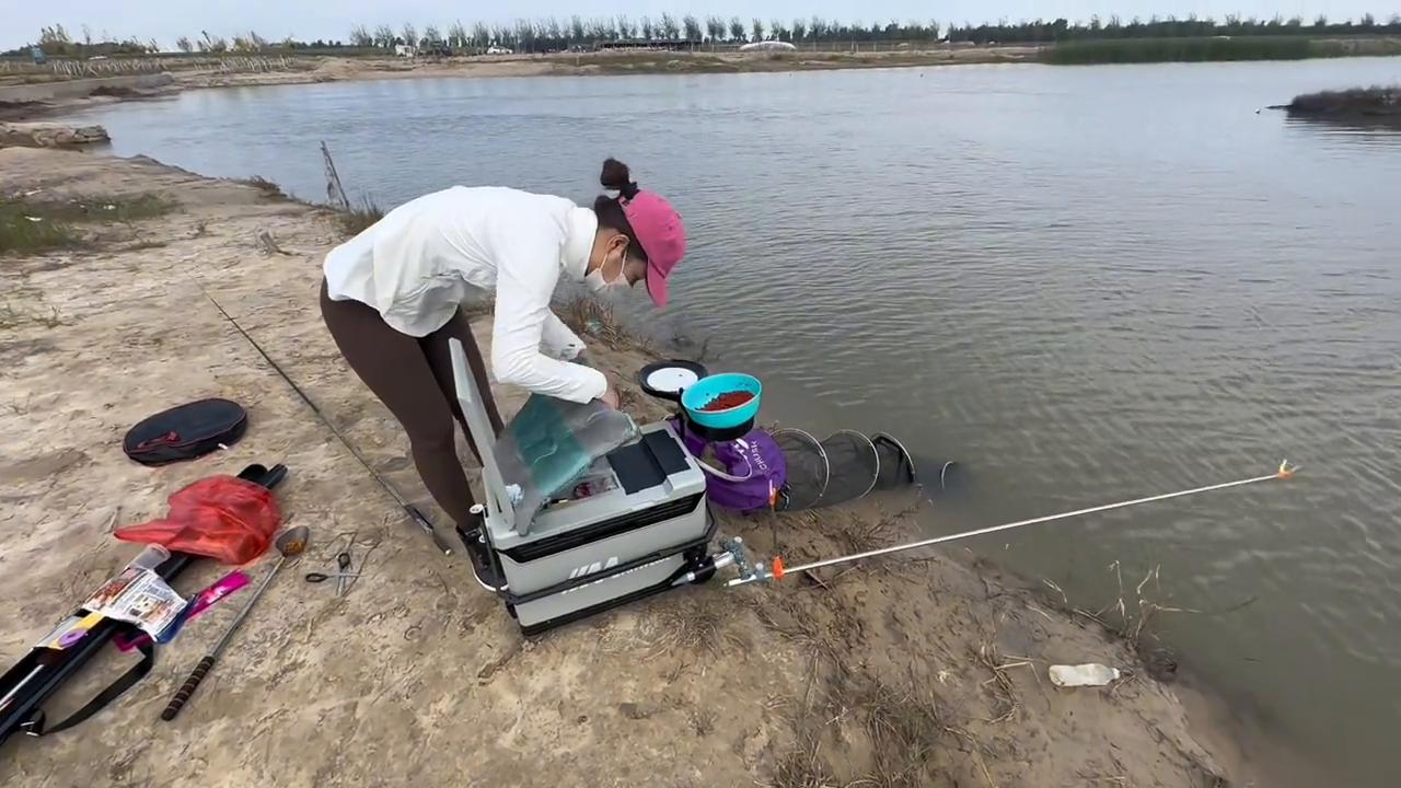 甩竿小仙女最火视频,甩竿小仙女图