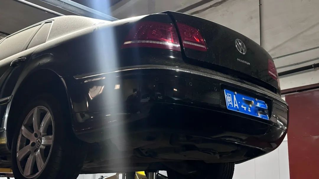 大众100万左右的车辉腾,重庆二手辉腾全面翻新修复