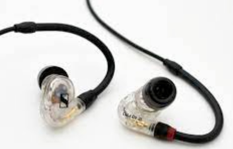 入耳的耳机还是不入耳的耳机好,森海塞尔耳机有半入耳式的吗