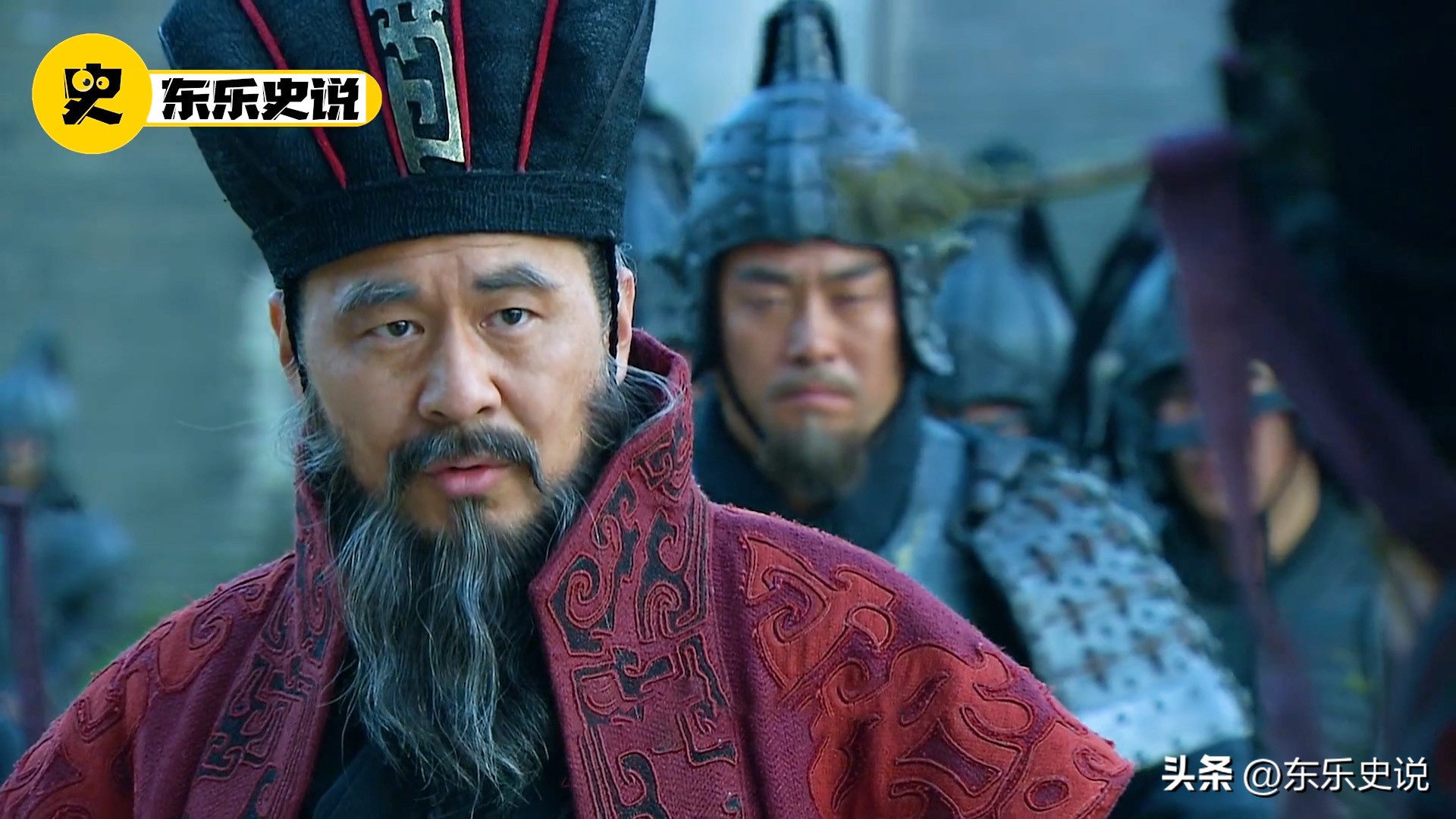 新三国演义荀彧阻拦曹操当魏王,曹操当魏王荀彧为什么不答应