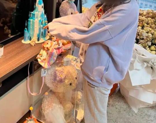 98年广东“厂妹”创业成功逆袭成董事长，身价78亿，如今惨遭戳穿