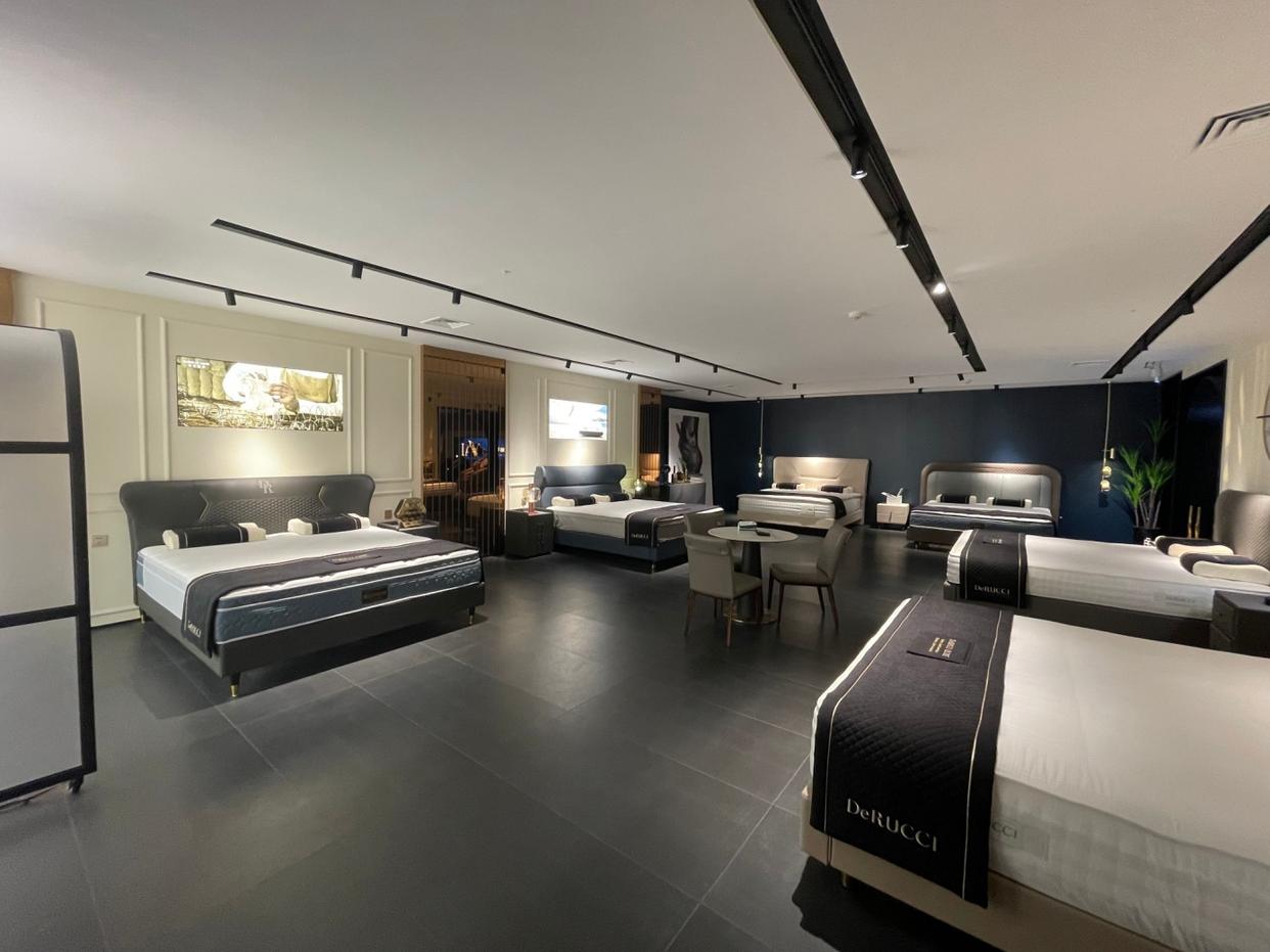 买了床垫还要买什么,床和床垫网购还是实体店买