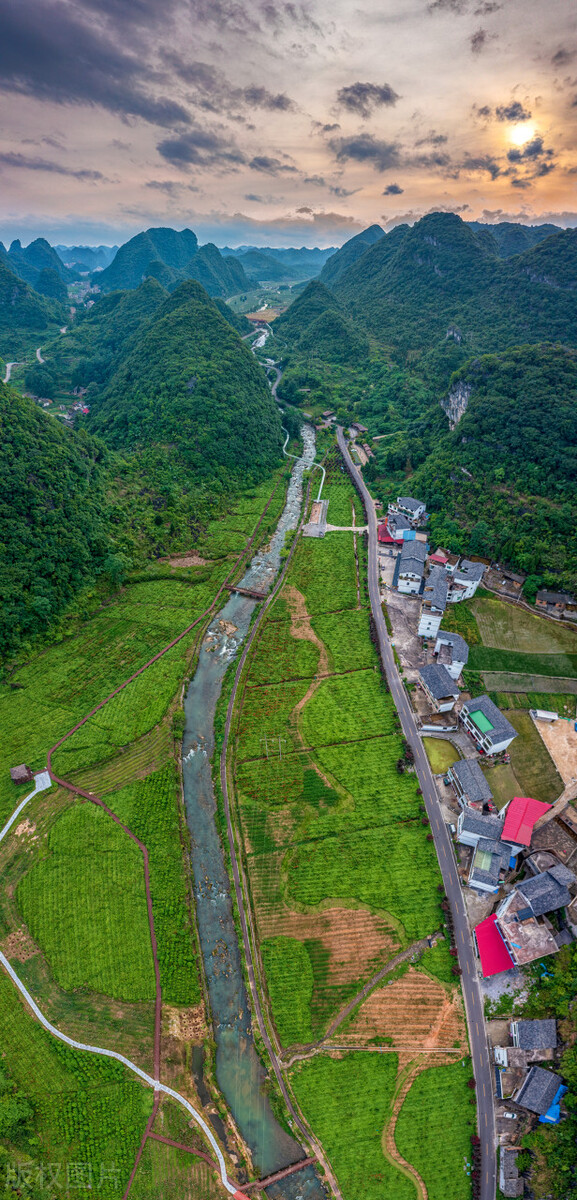 国内最值得自驾的七条绝美路线,此生必去的中国100个攻略