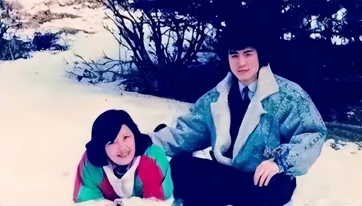 李咏离世4年，再看哈文的状况，才明白嫁给李咏是最好的选择