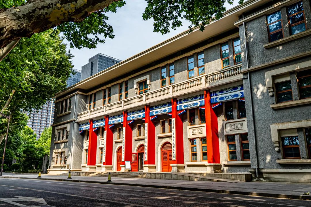 南京哪里好玩晚上本地人去的,南京本地人才知道的好玩的