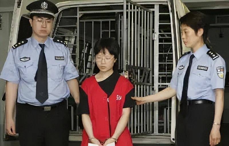 中国清华学霸杀妻案,北大学霸杀母藏尸7个月