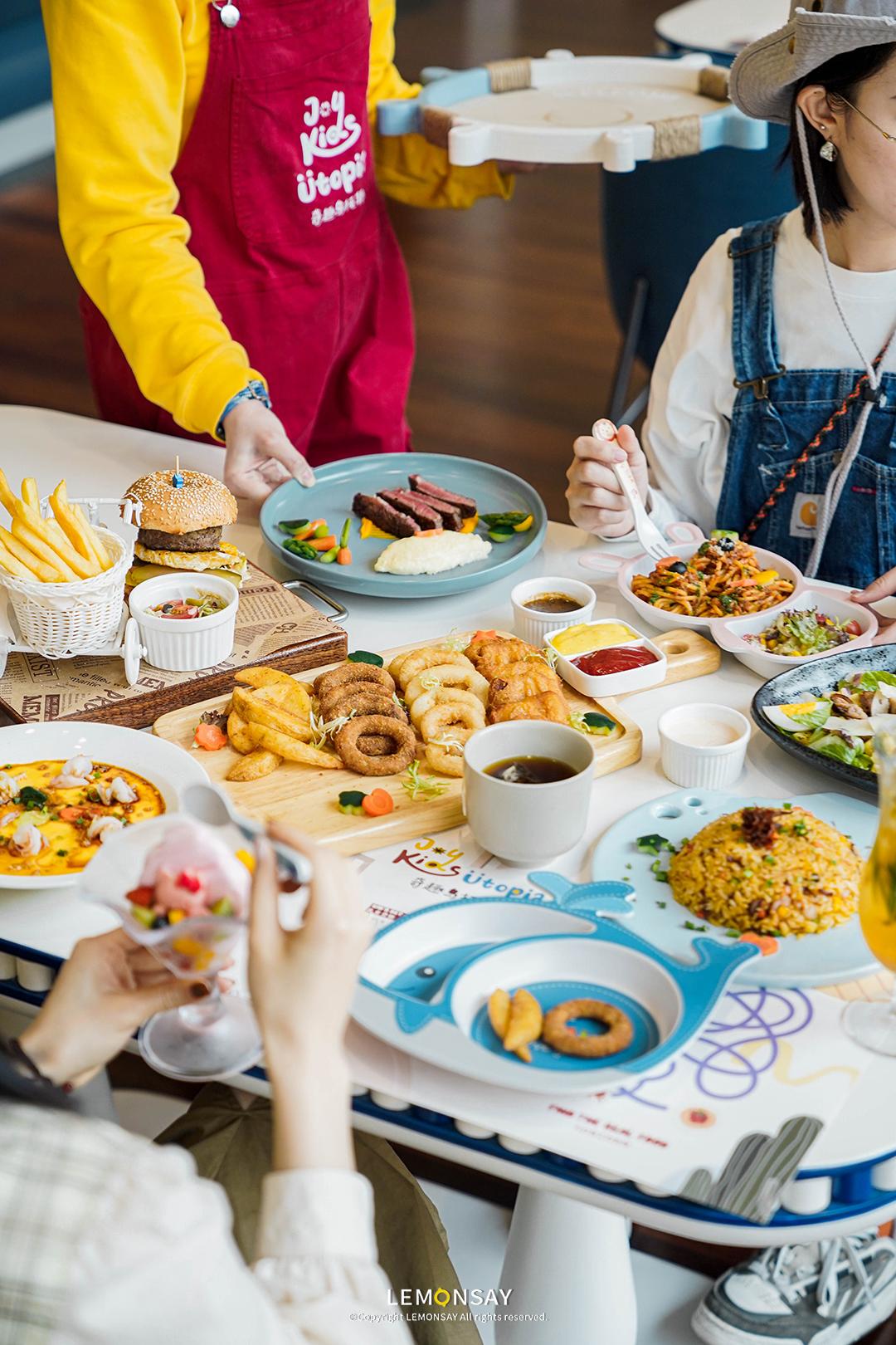 华侨城亲子乐园游乐场,华侨城亲子乐园大巡游