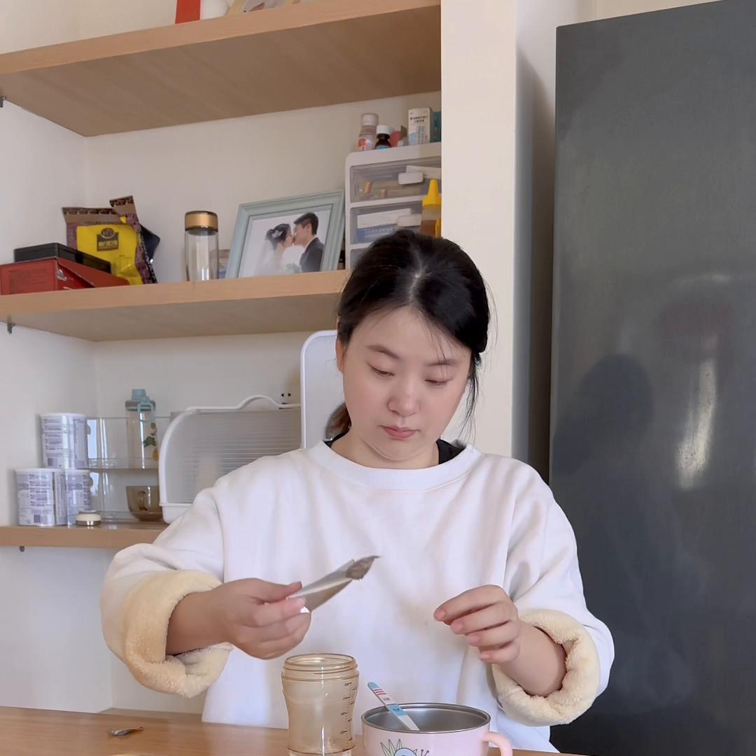 普通宝妈自媒体一年的收入,宝妈靠什么攒钱